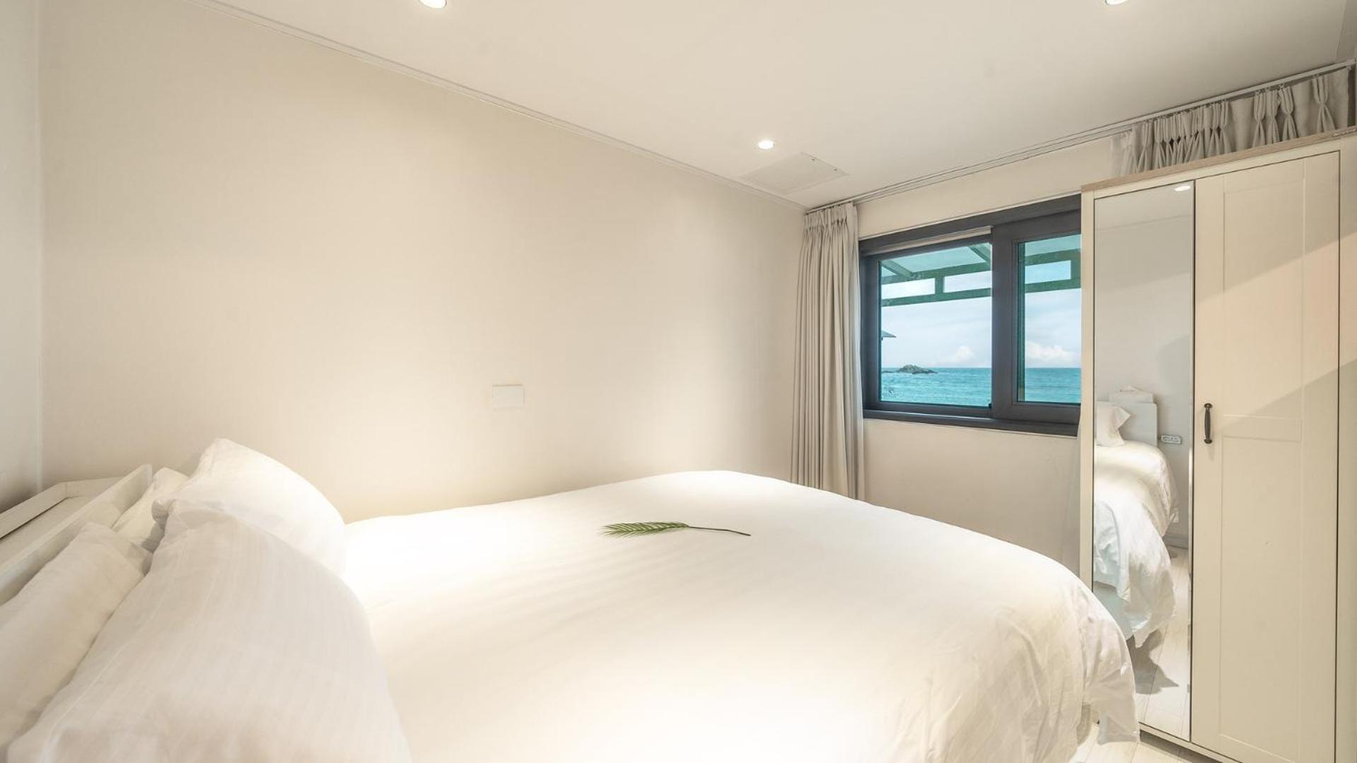 Goseong Littlesquare Oceanview Pension ห้อง รูปภาพ