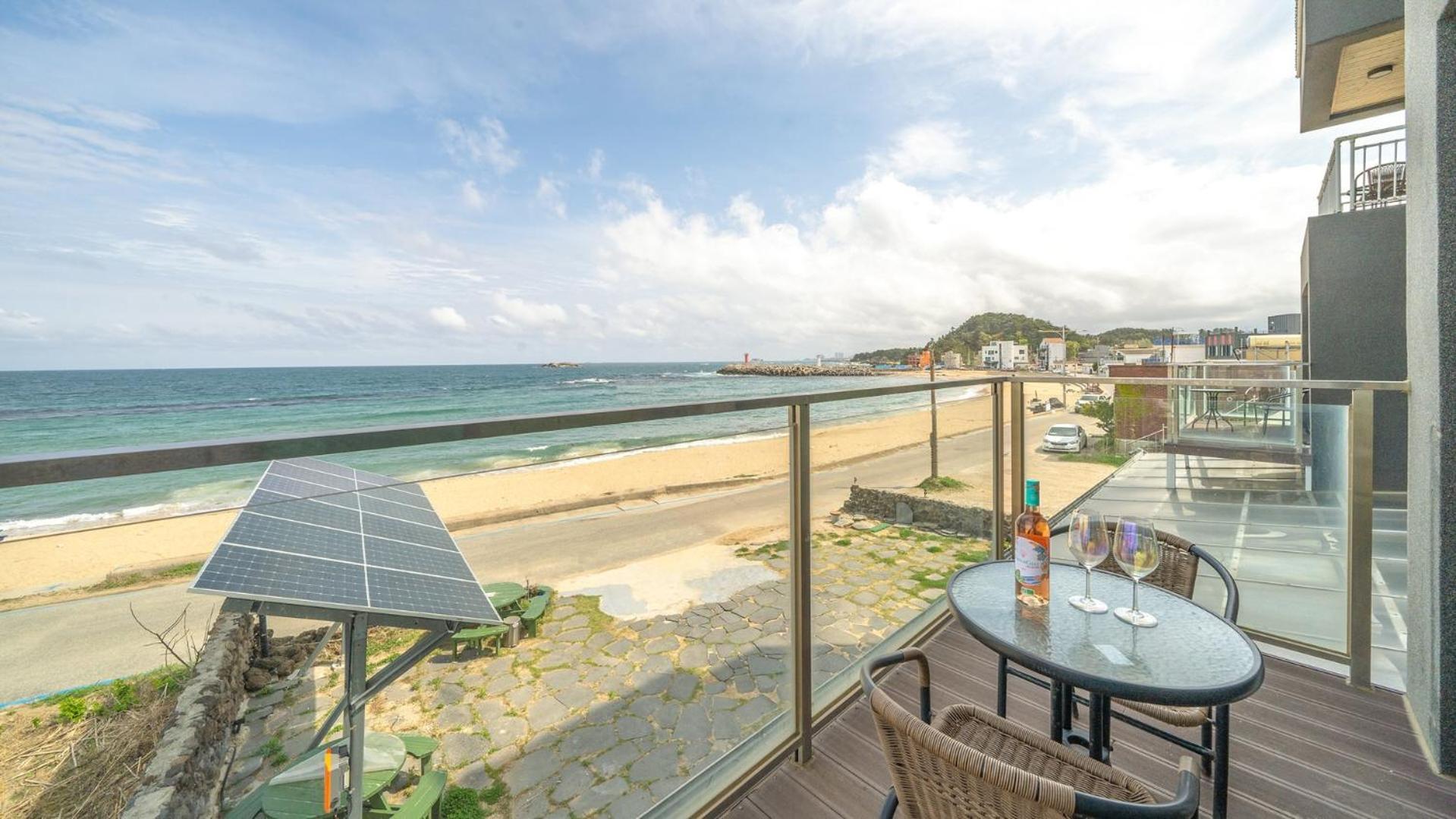 Goseong Littlesquare Oceanview Pension ห้อง รูปภาพ